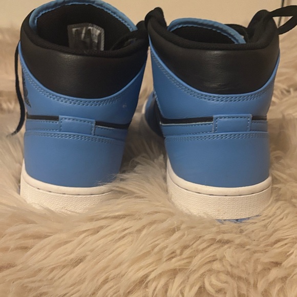 Air Jordan Blue and Black High-Top Sneakers - Picture 5 of 11